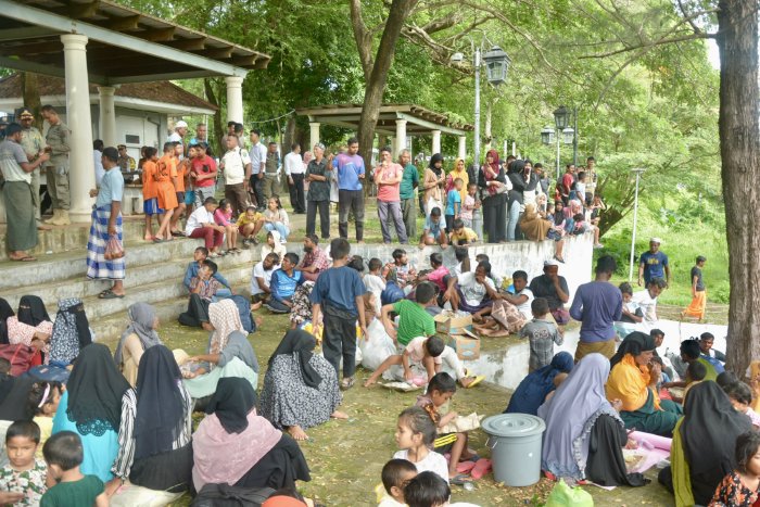 Penanganan Kedatangan Pengungsi Rohingya di Indonesia